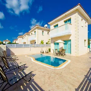 Amadora Luxury Villa Pernera